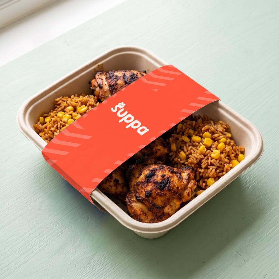 Piri piri chicken packed in a Suppa tray with a orange striped sleeve